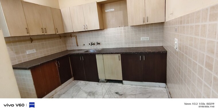 Kitchen, sector 41 1 Bedroom 180 Sq.Mt. Independent House In Sector 41 Noida 10501338