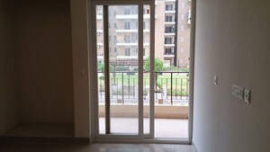 Room in 3 BHK Apartment at Sector 75 – for Sale