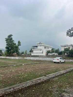  Plot – Exterior View View at Laxman Chowk - for Sale