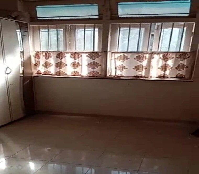 Kitchen, dadar west 2.5 Bedroom 1000 Sq.Ft. Apartment In Dadar West Mumbai 10501395