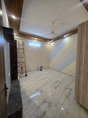 Room in 3 BHK Independent House at Laxman Chowk – for Sale