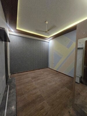 Room in 3 BHK Independent House at Laxman Chowk – for Sale
