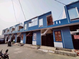 1 BHK Independent House For Sale in Maulviganj