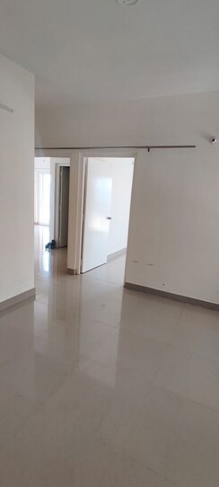 3 BHK Apartment For Rent in Pardos Okas Residency