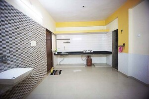 Room in 3 BHK Apartment at Hathijan – for Sale