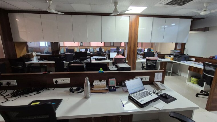 Team Area, dwarkapuri Commercial Office Space 3300 Sq.Ft. In Dwarkapuri Indore 10501258