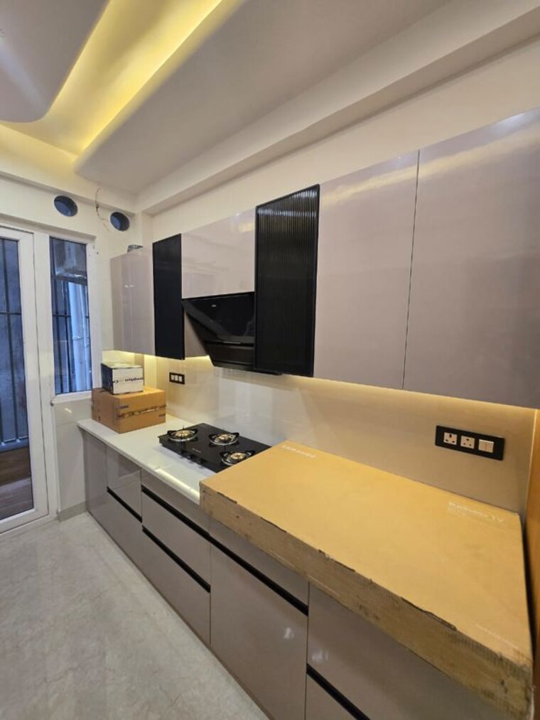 Kitchen, laxman chowk 3 Bedroom 1800 Sq.Ft. Builder Floor In Laxman Chowk Dehradun 10501428