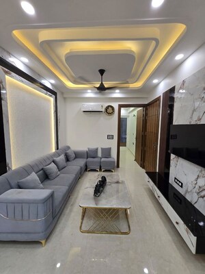 Kitchen in 3 BHK Builder Floor at Laxman Chowk – for Sale