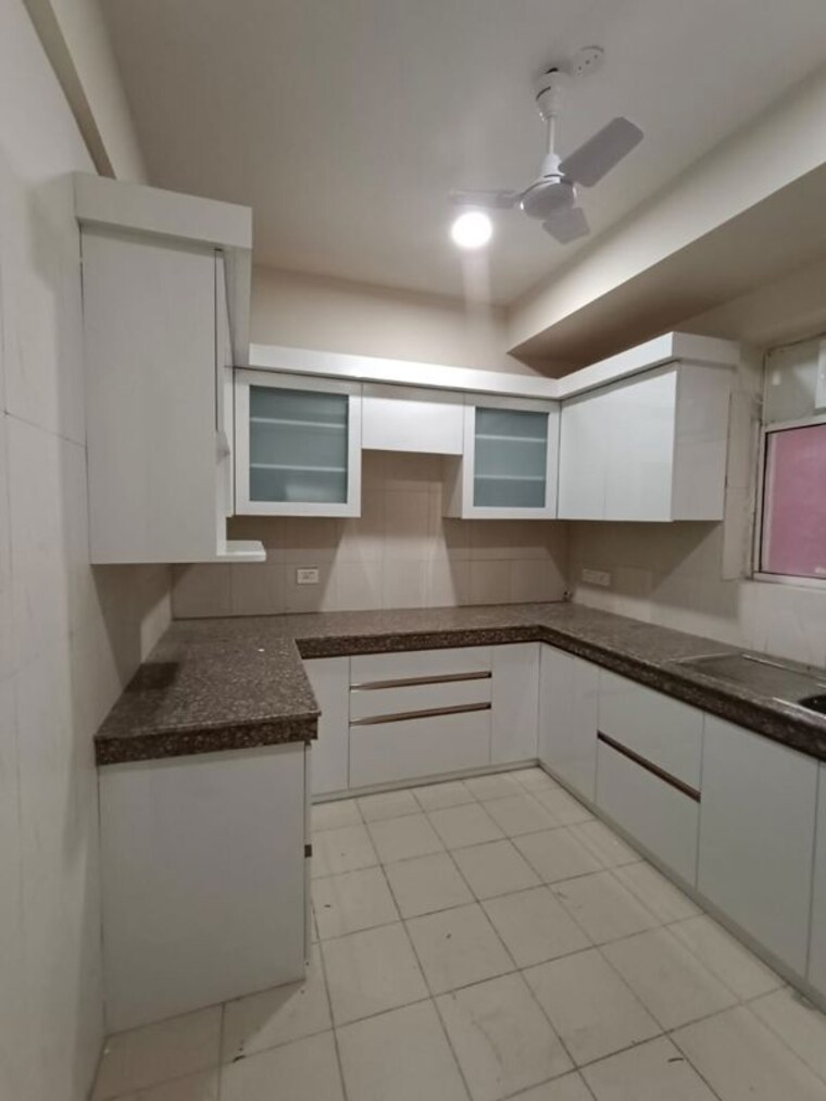 Kitchen, indosam75 3.5 Bedroom 1747 Sq.Ft. Apartment In Sector 75 Noida 10501444