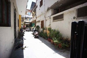 5 BHK Independent House – Exterior View View at Naranpura - for Sale