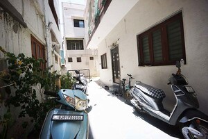 5 BHK Independent House – Exterior View View at Naranpura - for Sale