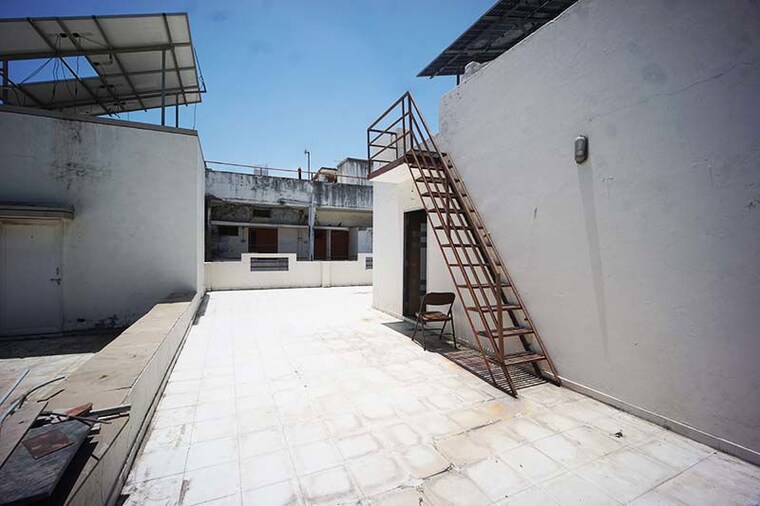 Balcony, naranpura 5 Bedroom 187 Sq.Yd. Independent House In Naranpura Ahmedabad 10501443