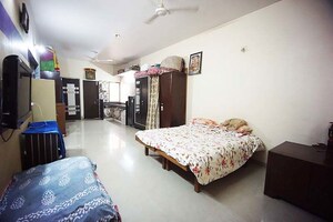 Bedroom in 5 BHK Independent House at Naranpura – for Sale