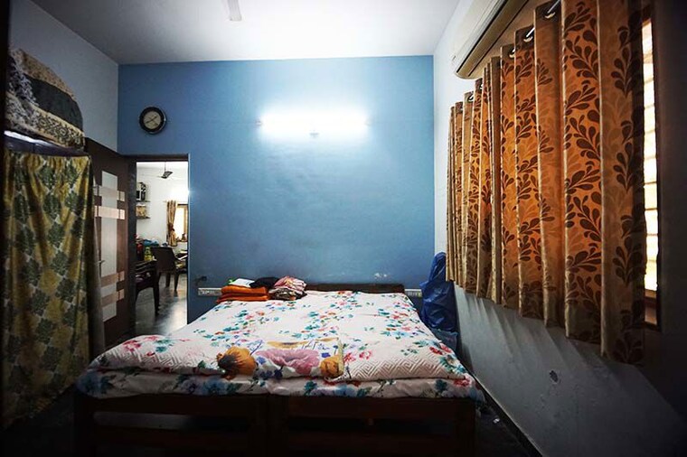 Bedroom, naranpura 5 Bedroom 187 Sq.Yd. Independent House In Naranpura Ahmedabad 10501443