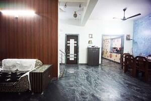 Living Room in 5 BHK Independent House at Naranpura – for Sale