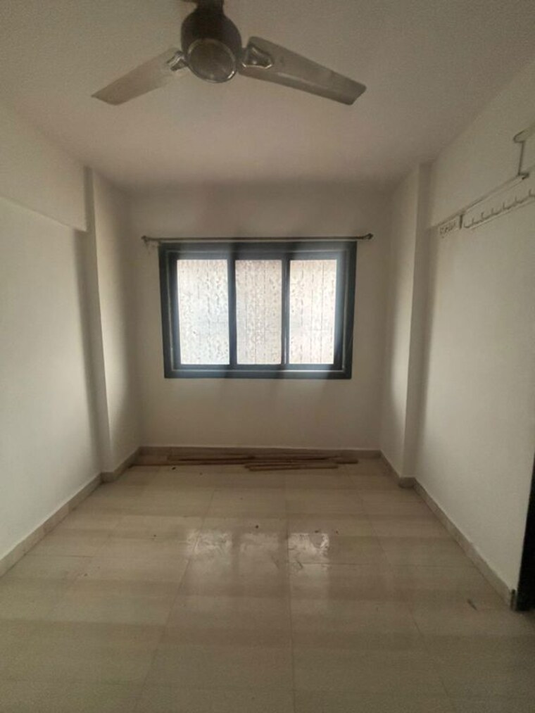 Room, kharigaon 1 Bedroom 600 Sq.Ft. Apartment In Kharigaon Thane 10501447