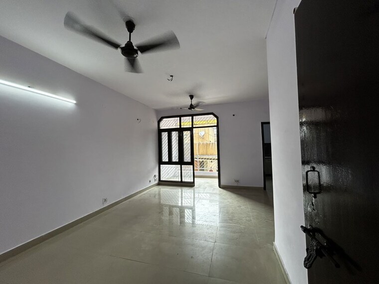 Room, dwarka 3 Bedroom 1500 Sq.Ft. Apartment In Dwarka Delhi 10501388