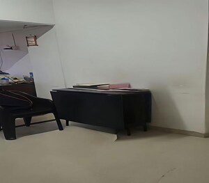 Team Area in 1 BHK Apartment at Dadar East – for Sale