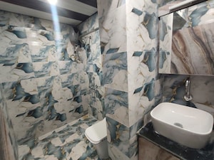 Team Area in 5 BHK Apartment at Crystal Isle Apartment, Goregaon East – for Rent