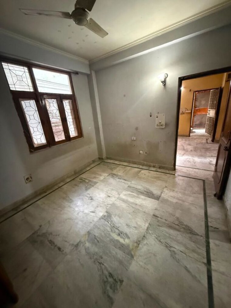 Room, khirki extension 3 Bedroom 150 Sq.Yd. Builder Floor In Khirki Extension Delhi 10501453