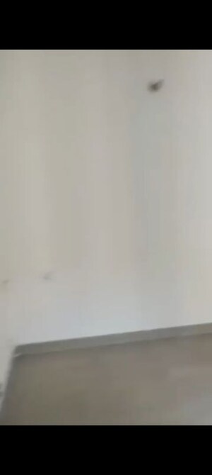 Room in 3 BHK Apartment at Radicon Vedantam, Sector 16c Greater Noida – for Rent