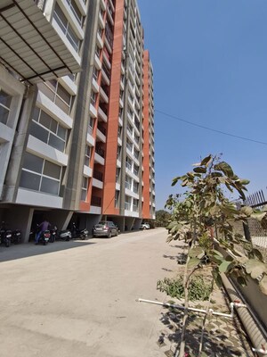 2 BHK Apartment For Rent in Elated Khush Vista, Nibm Road