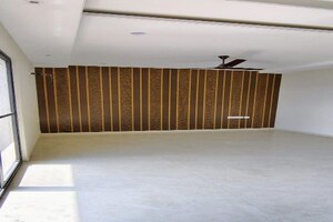 Room in 4 BHK Villa at Jaisinghpura – for Rent