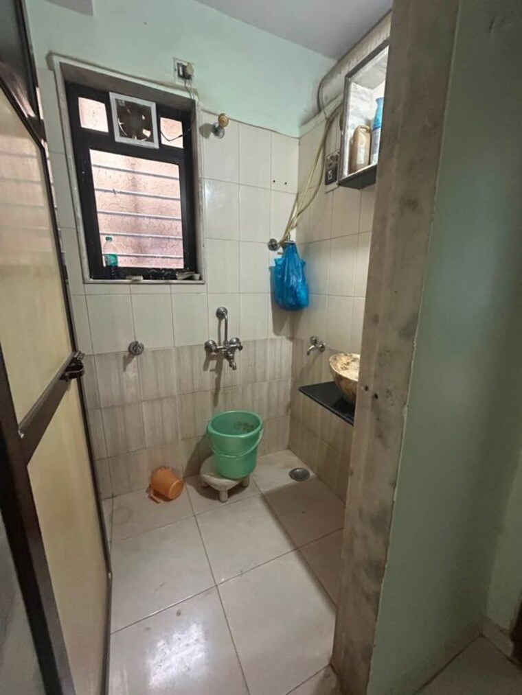 Bathroom, dedhia-harshgiri 1 Bedroom 650 Sq.Ft. Apartment In Dahisar East Mumbai 10501502