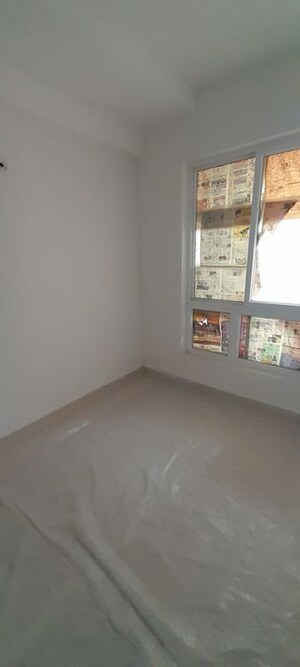 Room in 2.5 BHK Apartment at Silverglades The Melia First Citizen, Sohna Sector 35 – for Sale