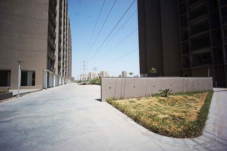 Balcony, narol 3 Bedroom 140 Sq.Yd. Apartment In Narol Ahmedabad 10501466