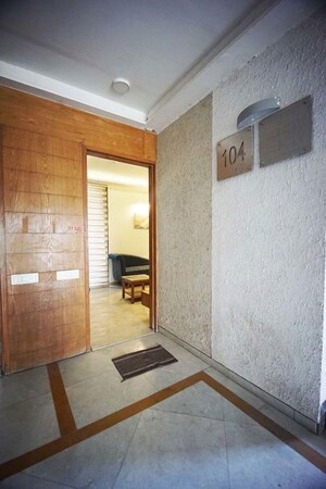 Room in 3 BHK Apartment at Narol – for Sale