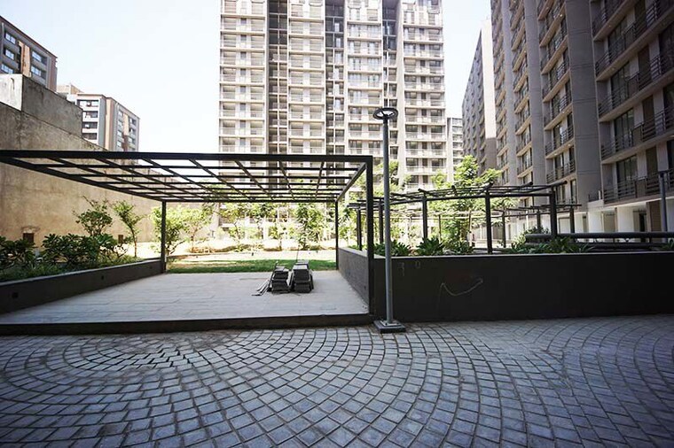 Balcony, narol 3 Bedroom 140 Sq.Yd. Apartment In Narol Ahmedabad 10501466