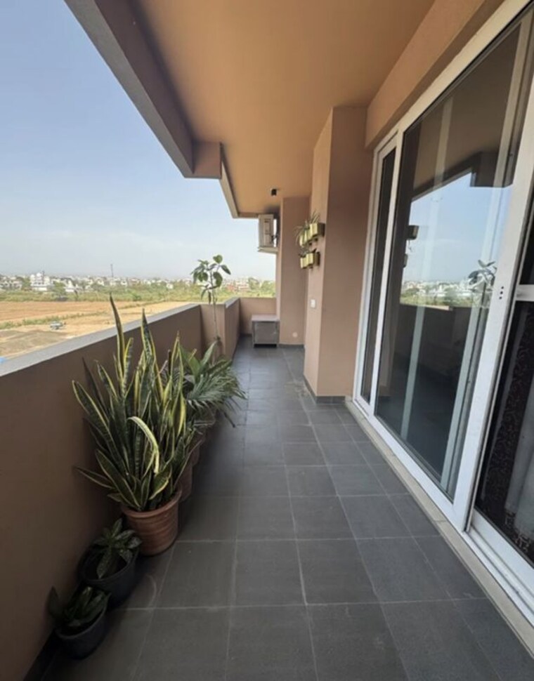Balcony, sav-gulnaar-meadows 3 Bedroom 1800 Sq.Ft. Apartment In Ambala Highway Zirakpur 10501535
