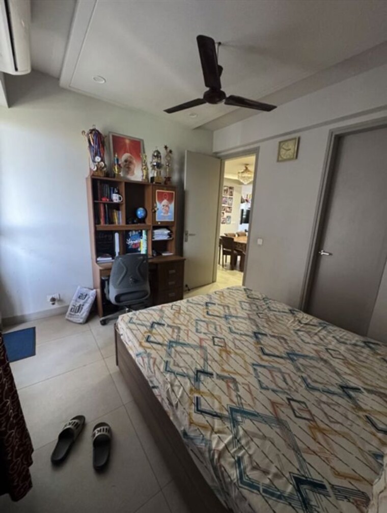 Bedroom, sav-gulnaar-meadows 3 Bedroom 1800 Sq.Ft. Apartment In Ambala Highway Zirakpur 10501535