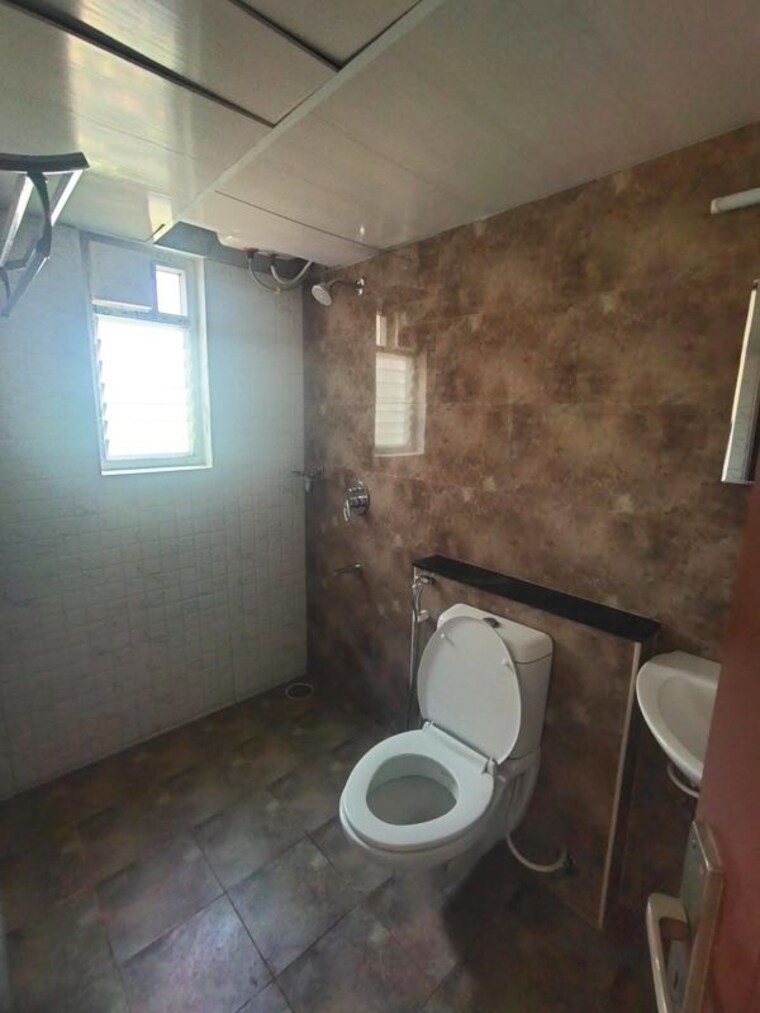 Bathroom, vedant-vayun 2 Bedroom 1036 Sq.Ft. Apartment In Begur Road Bangalore 10501530