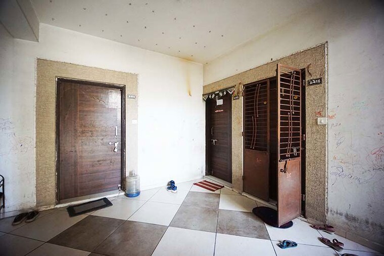 Room, ramol 2 Bedroom 118 Sq.Yd. Apartment In Ramol Ahmedabad 10501531