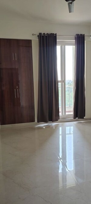 Building Lobby in 4 BHK Apartment at Crest Golf Ridge Tower, Amar Shaheed Path – for Rent