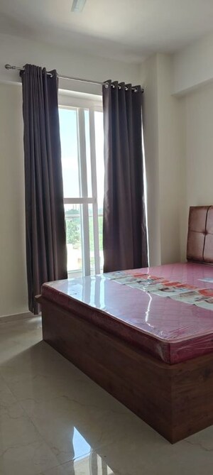 Bedroom in 4 BHK Apartment at Crest Golf Ridge Tower, Amar Shaheed Path – for Rent