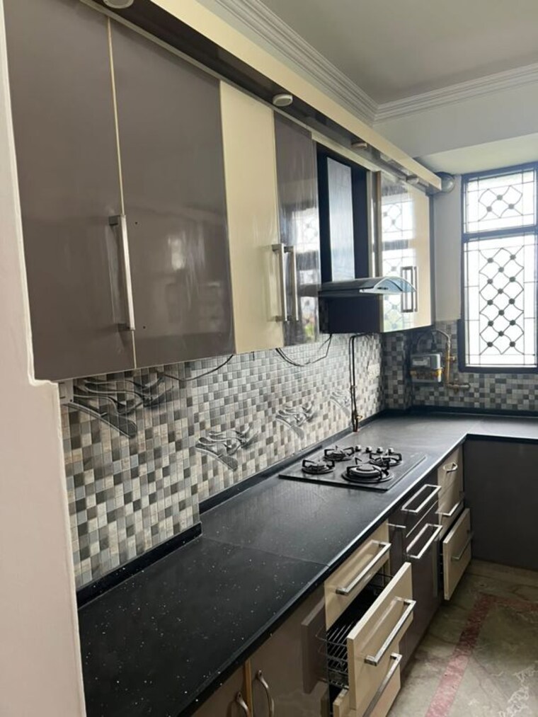 Kitchen, shanti-kunj-noida 3 Bedroom 1650 Sq.Ft. Apartment In Sector 61 Noida 10501534