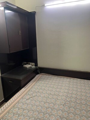 Bedroom in 3 BHK Apartment at Shanti Kunj Noida, Sector 61 – for Rent