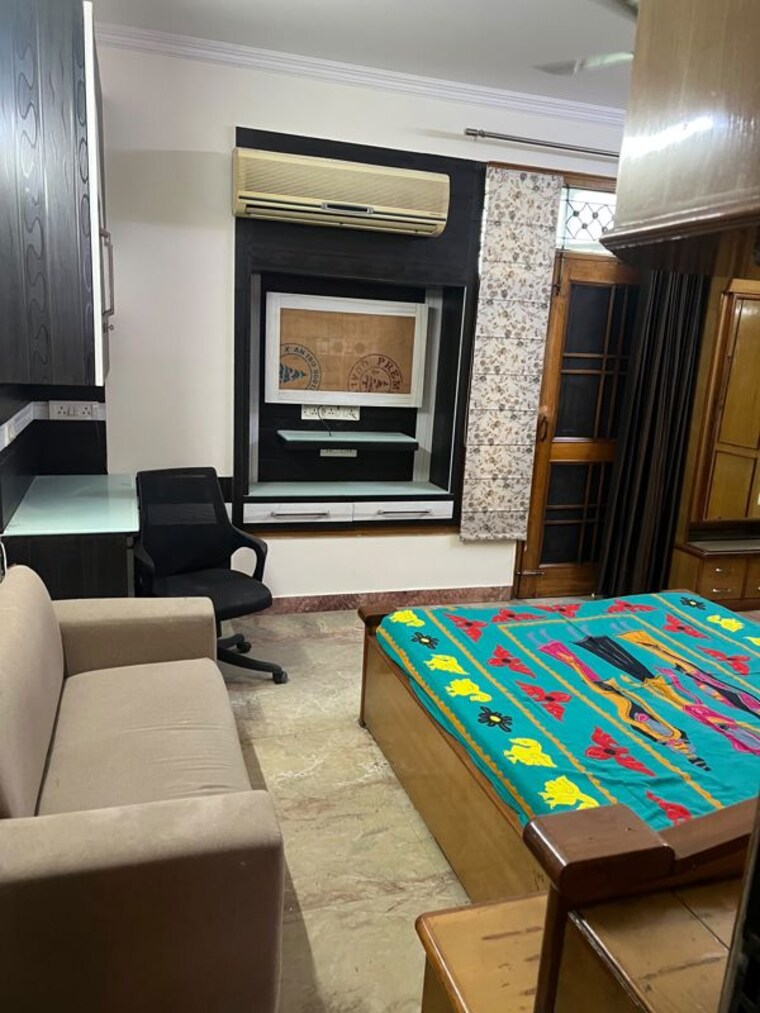 Bedroom, shanti-kunj-noida 3 Bedroom 1650 Sq.Ft. Apartment In Sector 61 Noida 10501534