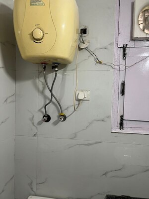 Bathroom in 3 BHK Apartment at Shanti Kunj Noida, Sector 61 – for Rent