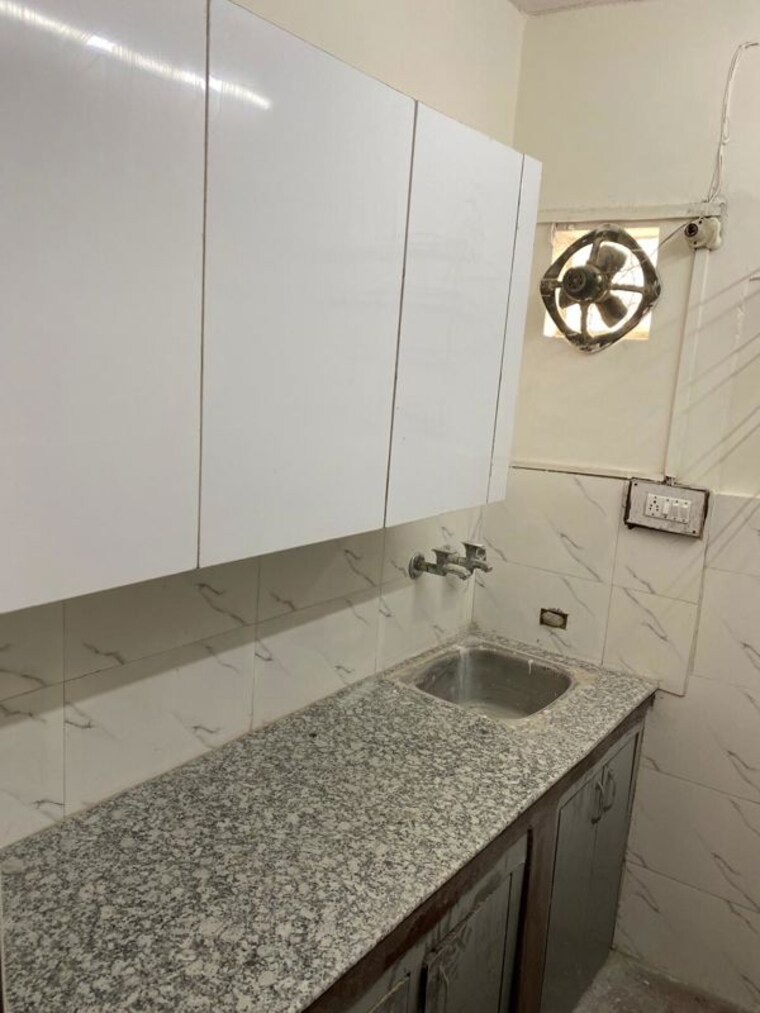 Bathroom, jawahar nagar 1 RK 162 Sq.Ft. Apartment In Jawahar Nagar Delhi 10501552