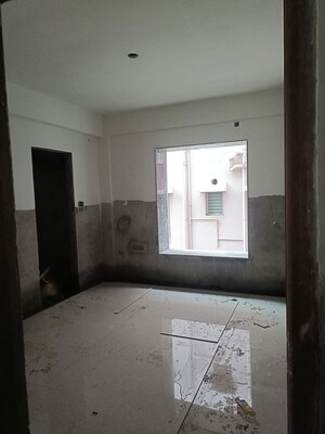Room in 3 BHK Apartment at Rekjuani – for Sale