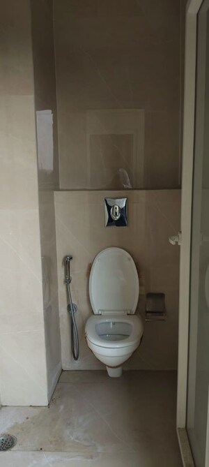 Bathroom in 4 BHK Apartment at Crest Golf Ridge Tower, Amar Shaheed Path – for Rent