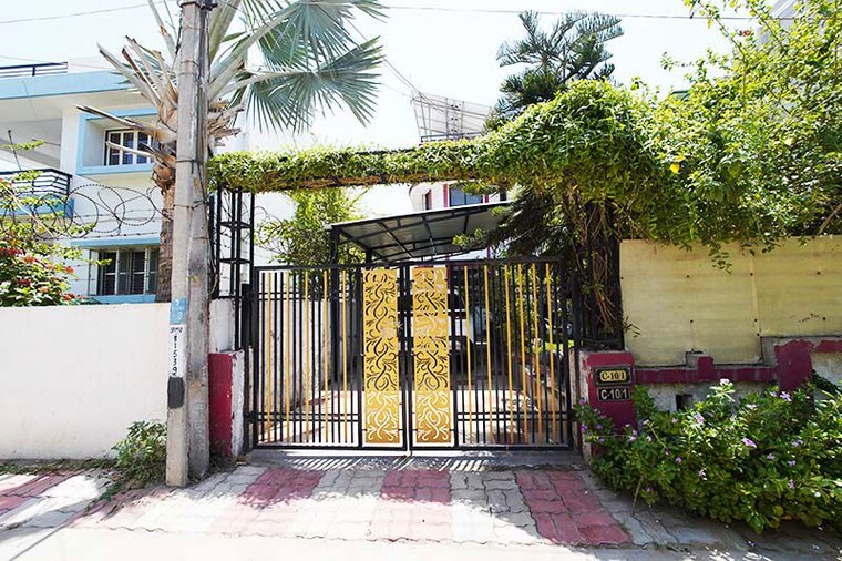 Exterior View, bopal 4 Bedroom 250 Sq.Yd. Independent House In Bopal Ahmedabad 10501566