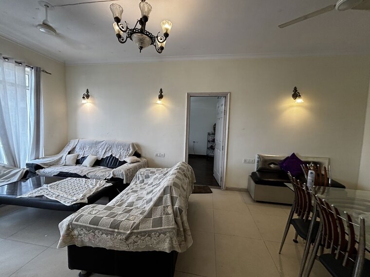 Living Room, jaypee-greens-pavilion-court 2 Bedroom 1350 Sq.Ft. Apartment In Sector 128 Noida 10501567