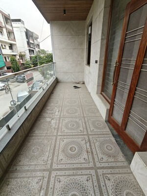 3 BHK Builder Floor For Rent in Sector 8