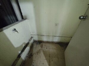 Bathroom in 2 BHK Apartment at Indiabulls Greens, New Panvel – for Sale