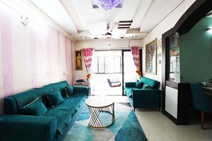 Team Area in 2 BHK Apartment at Ghatlodia – for Sale